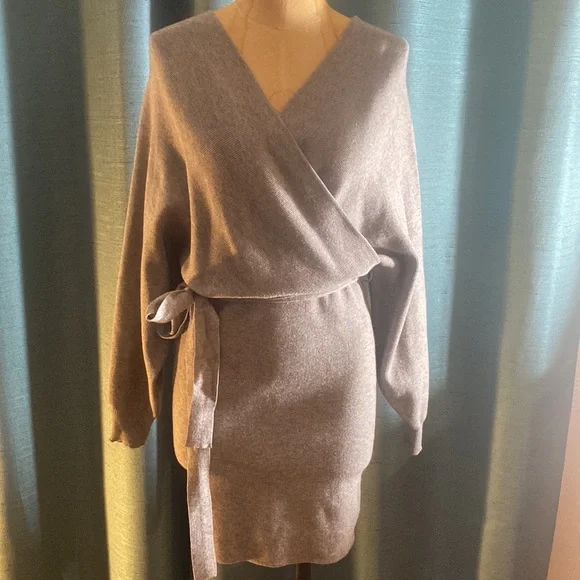 Favlux fashion dress size Medium - Picture 2 of 15